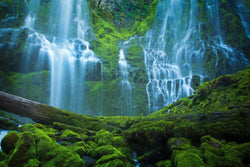 Proxy falls in oregon. By Lijah Hanley. 