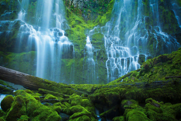 Proxy falls in oregon. By Lijah Hanley. 